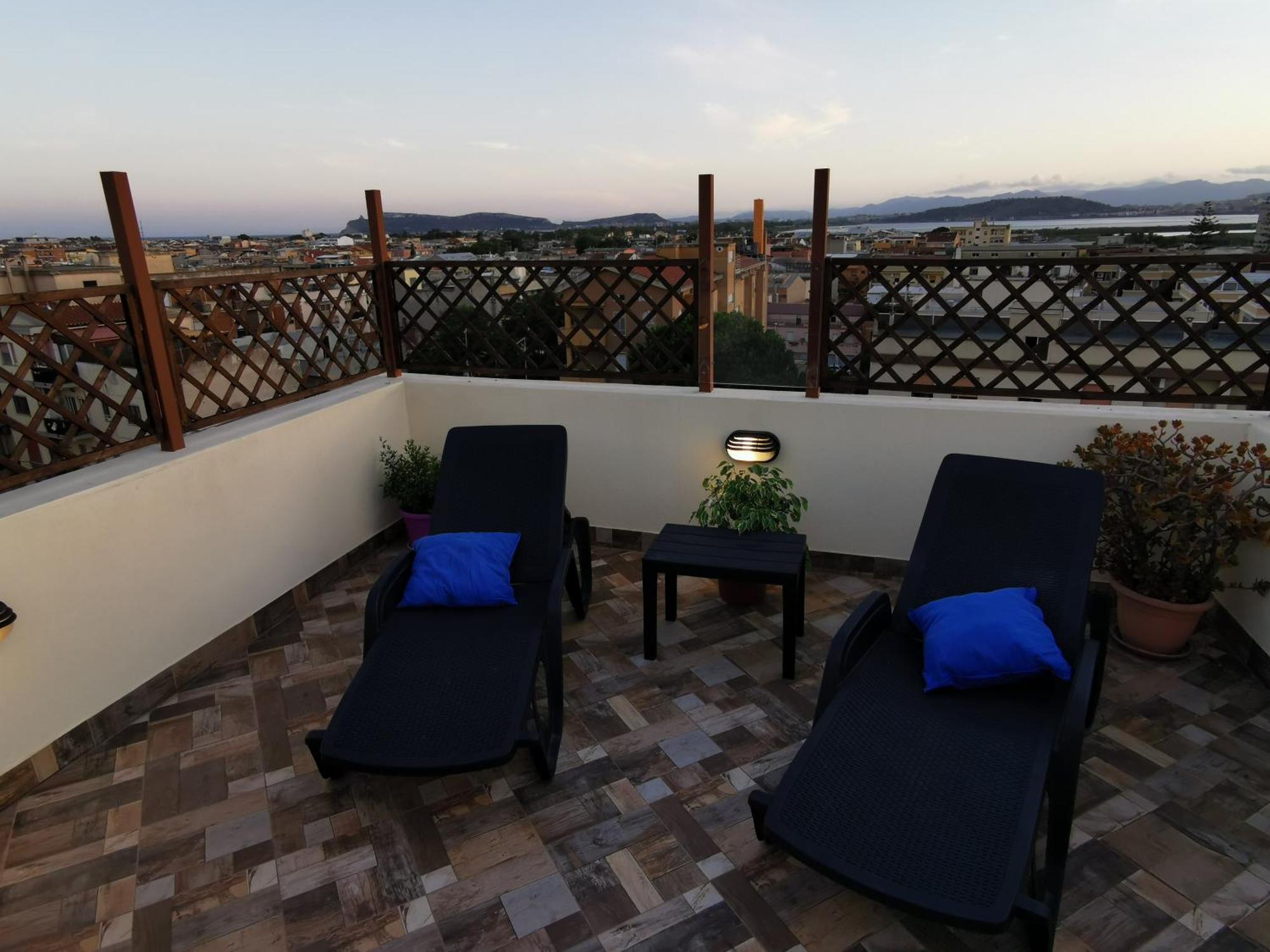 Sardegna Relax Lägenhet Quartu SantʼElena Exteriör bild